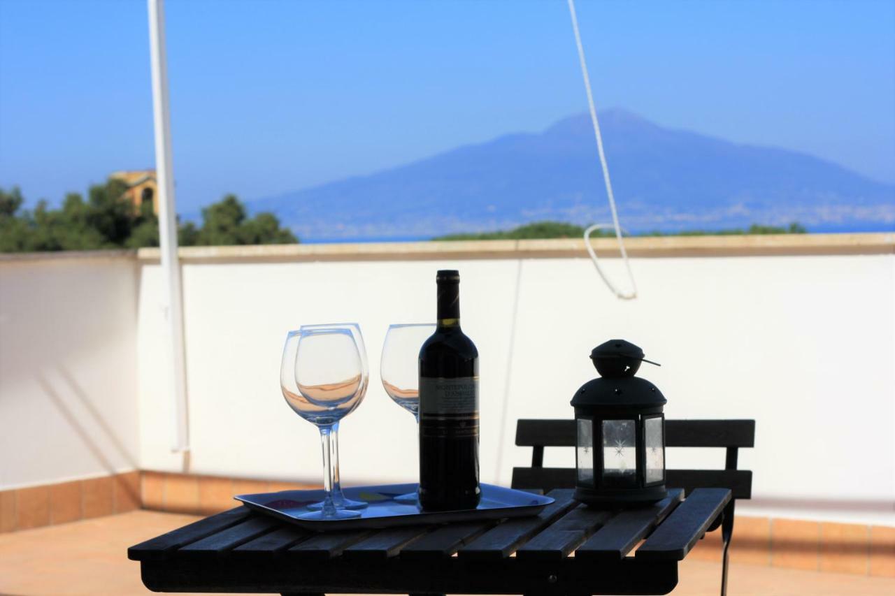 Casa Bice Amazing View Of Vesuvius Appartement Sorrento Buitenkant foto