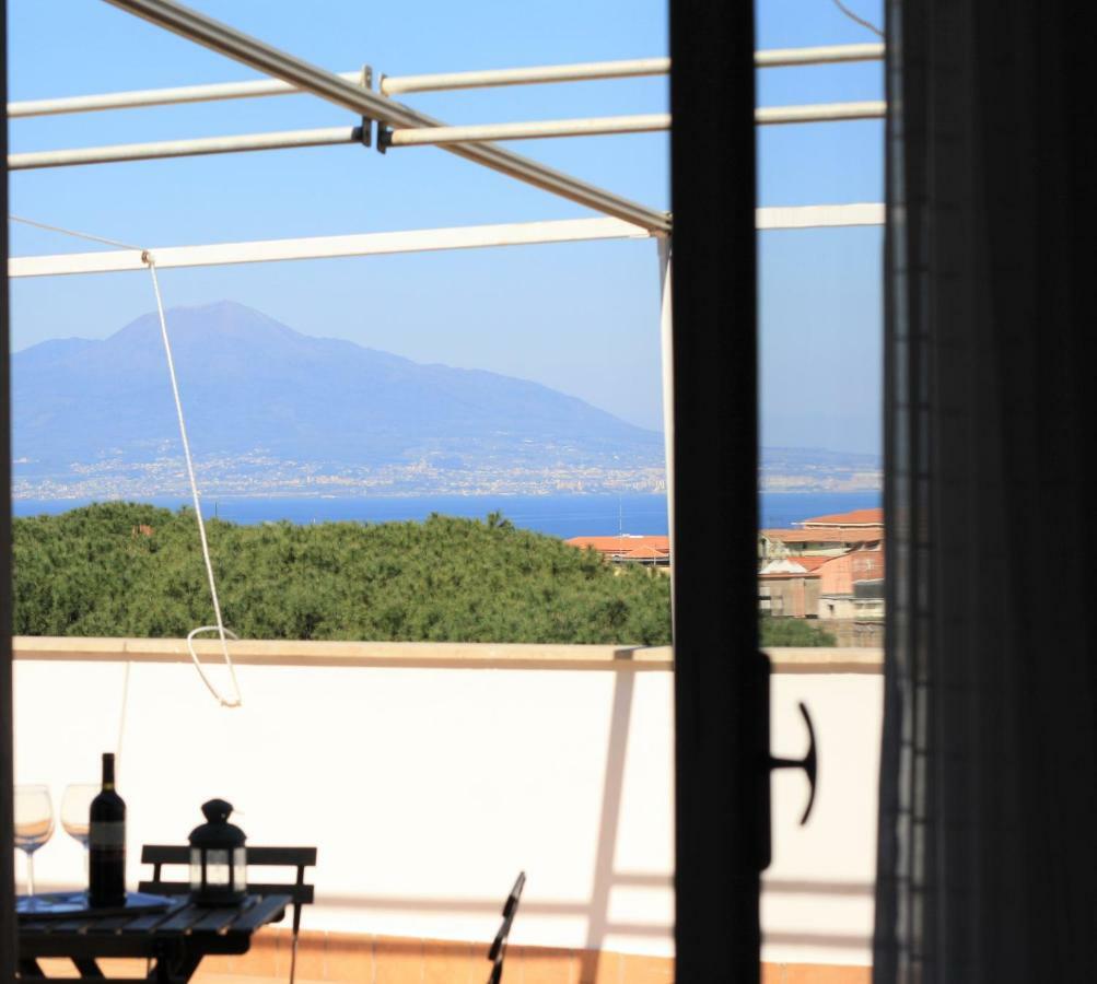 Casa Bice Amazing View Of Vesuvius Appartement Sorrento Buitenkant foto