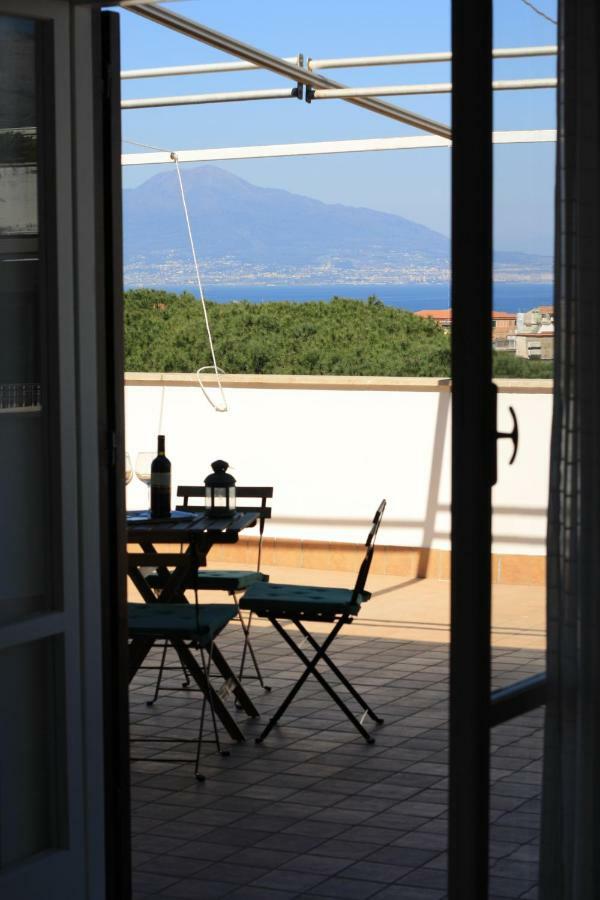 Casa Bice Amazing View Of Vesuvius Appartement Sorrento Buitenkant foto